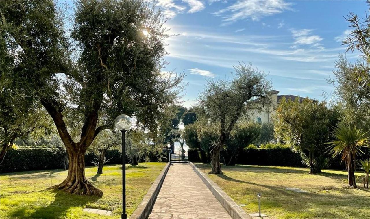 Appartamento Con Vista Lago Toscolano Maderno Exteriör bild